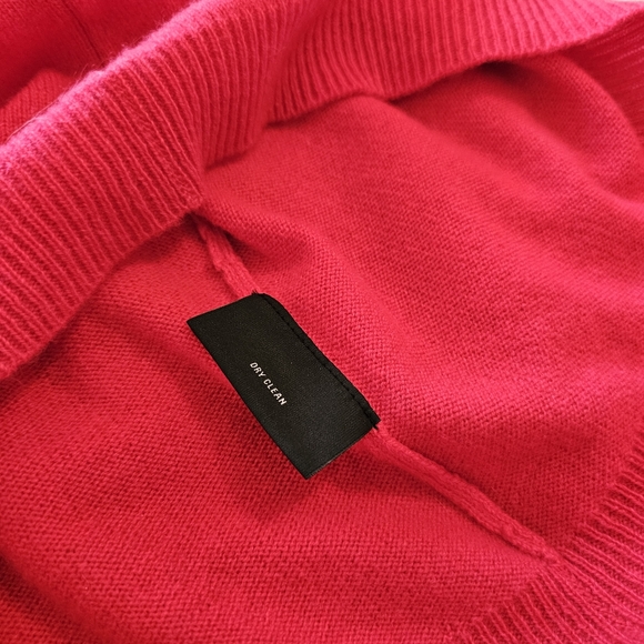 C By Bloomingdale's Cashmere V-Neck Sweater XS - Picture 7 of 7